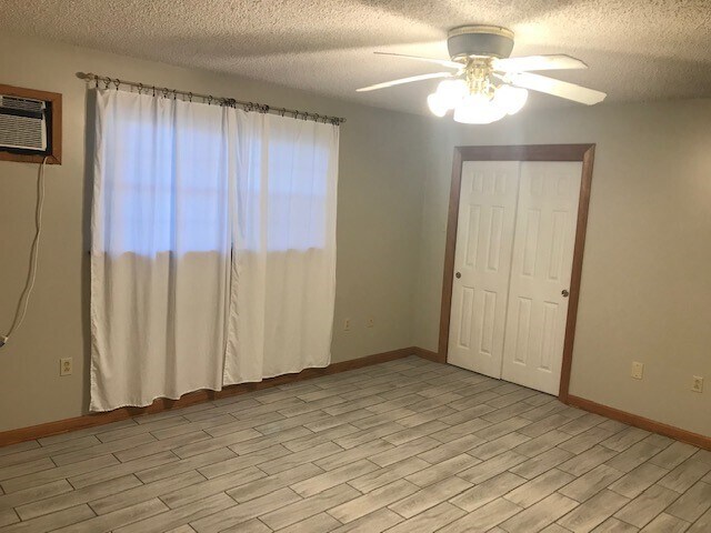 MASTER - 30760 Knight Dr