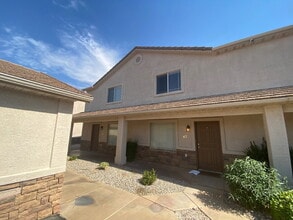 Building Photo - 316 S 2450 E