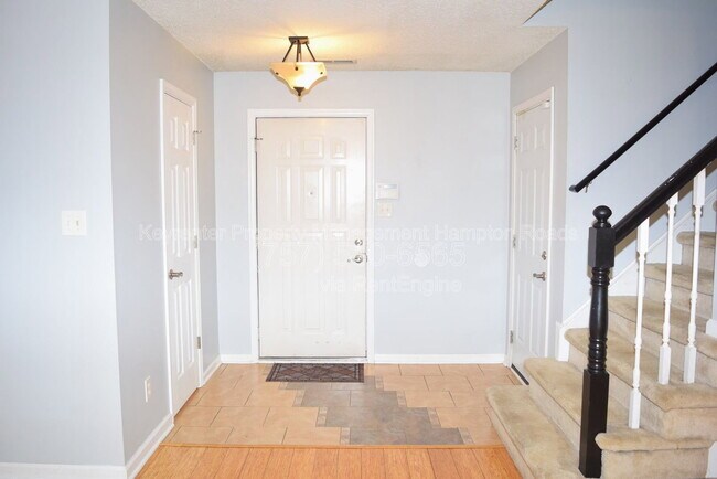 Foto del edificio - 3809 Peppercorn Way