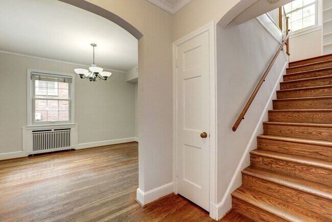 Foto del edificio - 4933 47th St NW