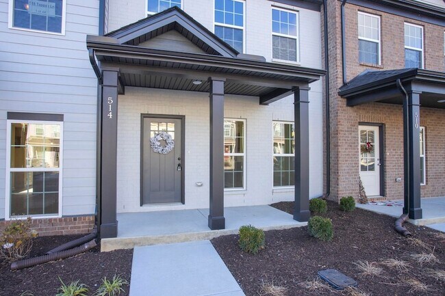 Foto del edificio - 514 Tappan Private Ln