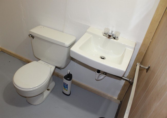 Foto del edificio - 7829 Pelham Rd