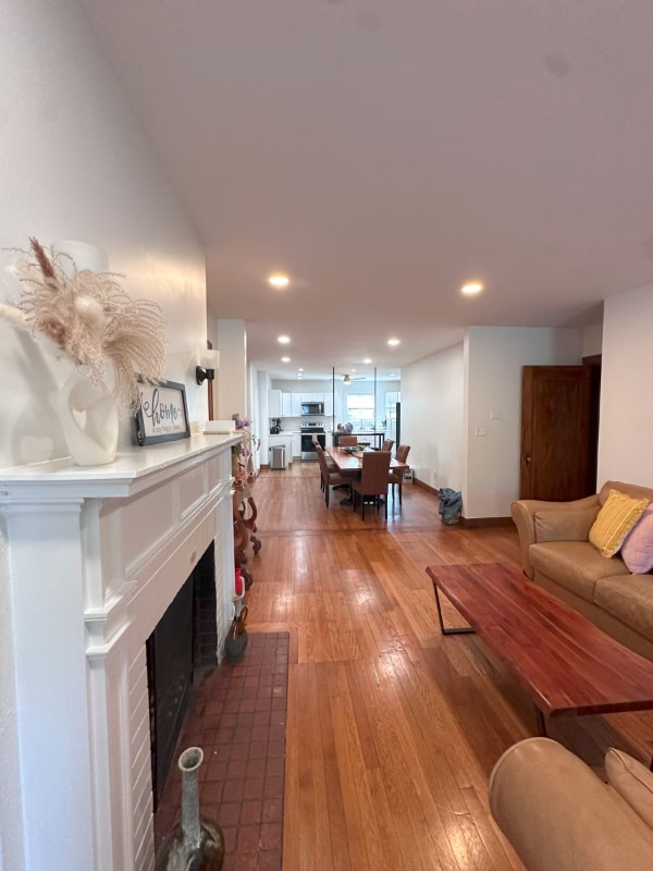 Foto del edificio - 303 N Delphine Ave