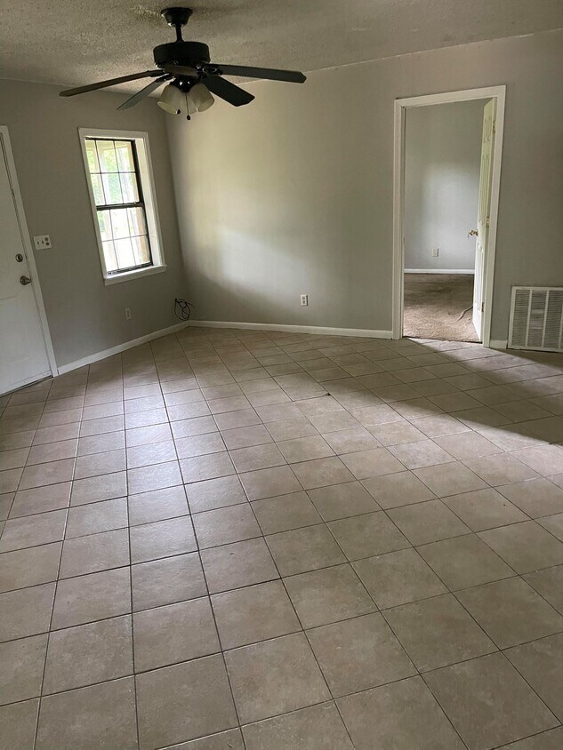 Building Photo - 331 Co Rd 404