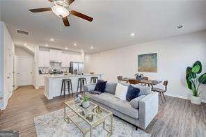 Foto del edificio - 224 Turner Ln