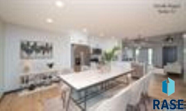 Building Photo - 4200 Knob Hill Ct