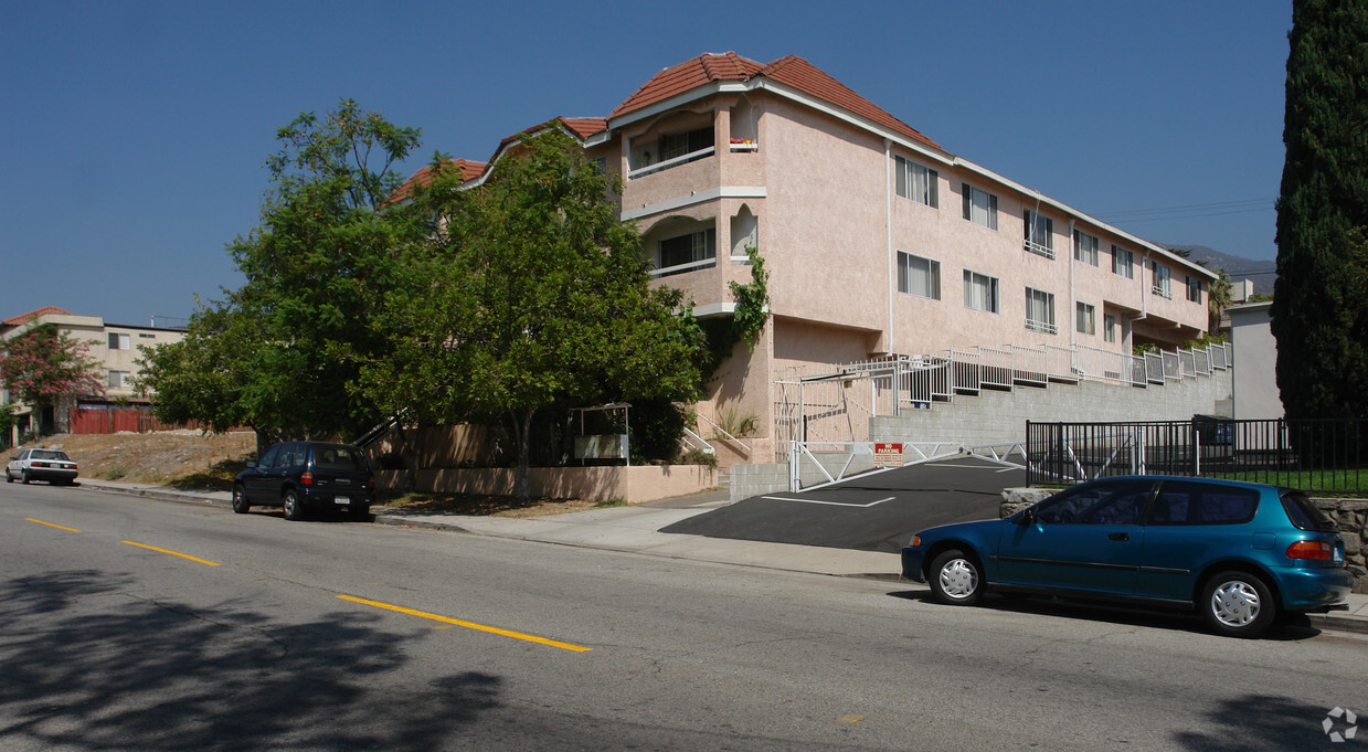 10226 Commerce Ave, Tujunga, CA 91042 - Apartments in Tujunga, CA ...