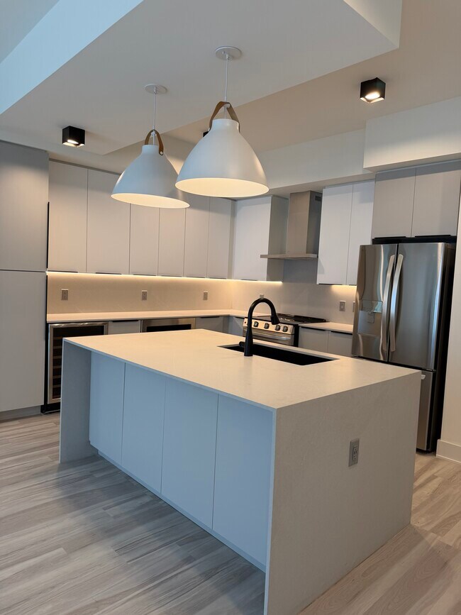 Foto del edificio - 2375 NE 186th St