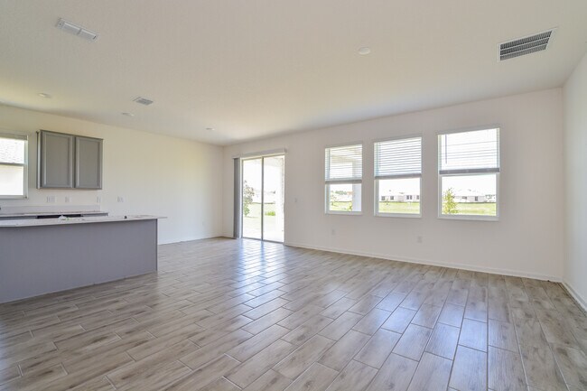 Foto del edificio - 33533 Sky Blossom Cir, Leesburg, FL