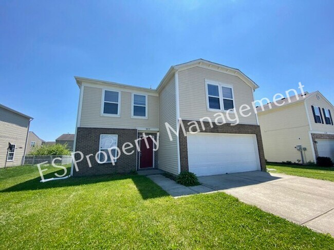 Building Photo - Gorgeous 4 Bedroom 2.5 Bathroom Two Story ...