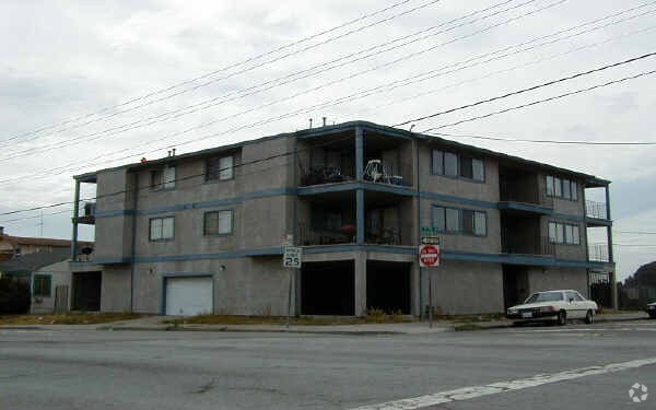 Foto del edificio - 3640 Chanslor Ave