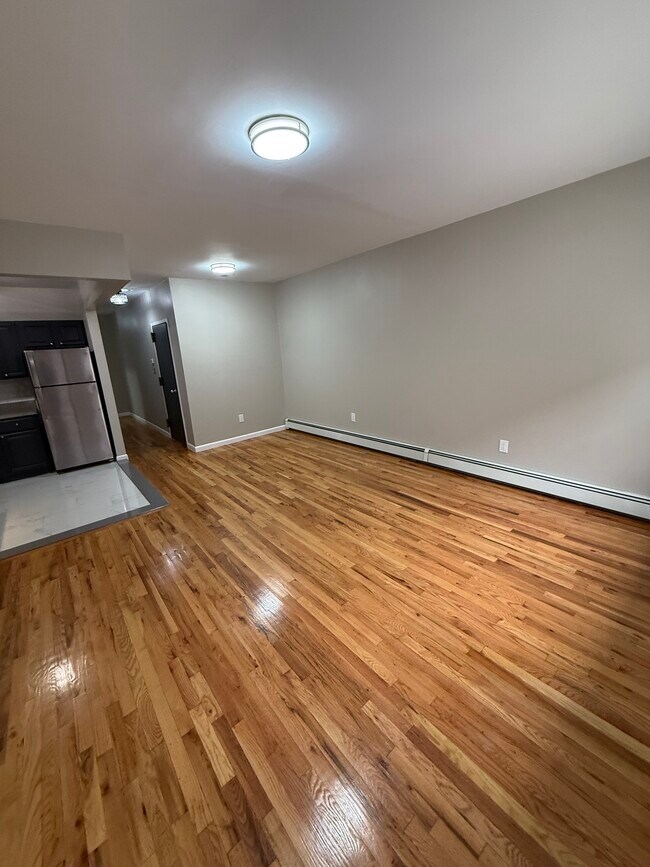 Foto del edificio - 315 E 163rd St