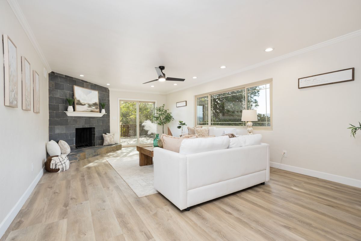 Foto del edificio - 4113 Sweetwater Rd
