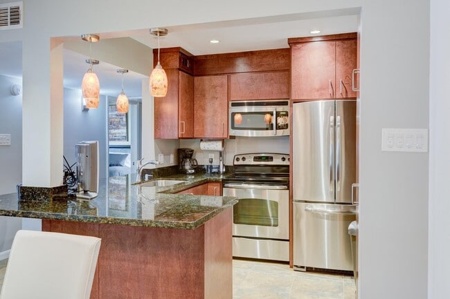 Foto del edificio - 6480 Bayou Glen Rd