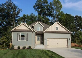 Building Photo - 1329 Sussex Dr