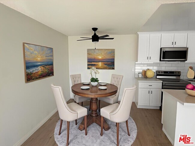 Foto del edificio - 10200 De Soto Ave