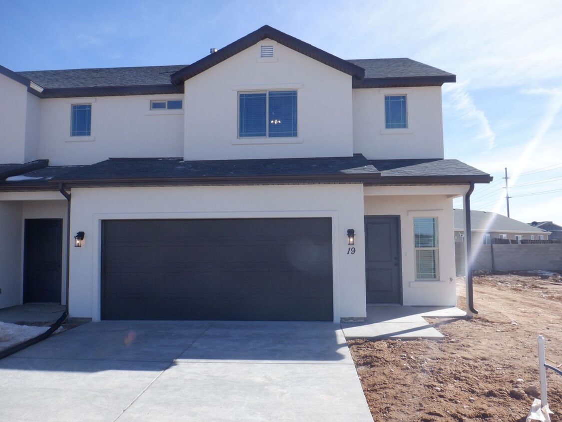 3 Bed 2.5 Bath, Brand New Construction, House Rental in Cedar