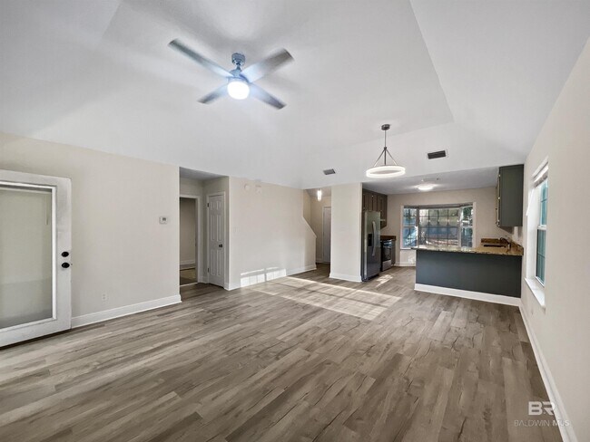 Building Photo - 7 Twin Echo Ct