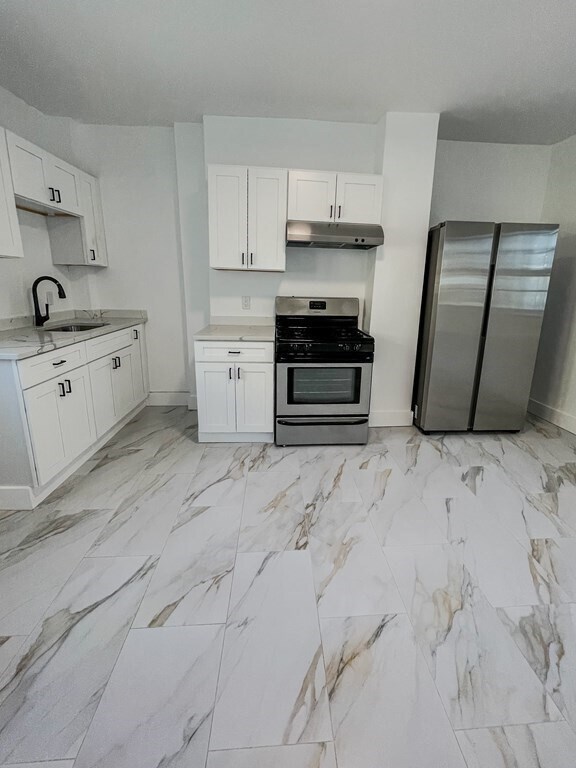 Building Photo - 46 Woodlawn St