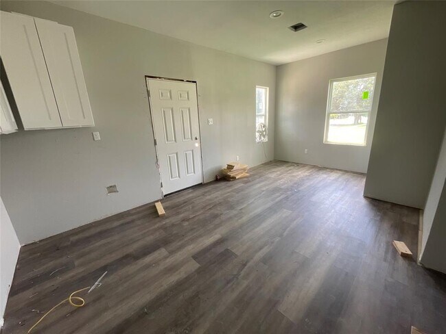 Foto del edificio - 4818 Wylie St
