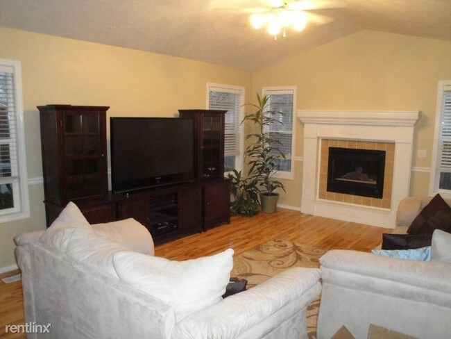 Building Photo - 3 br, 2 bath House - 1886 S. Labrador Pl