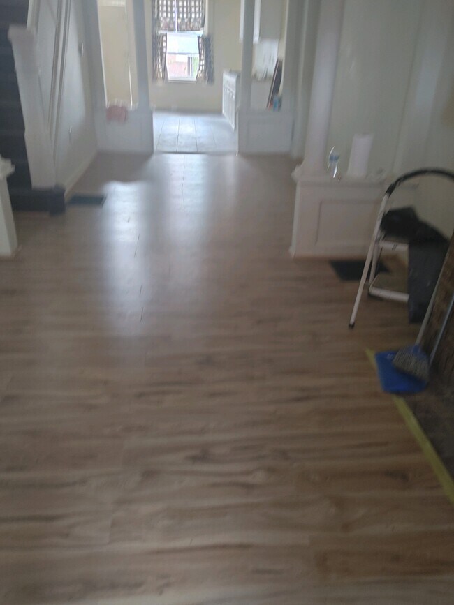 Foto del edificio - 1730 Normal Ave