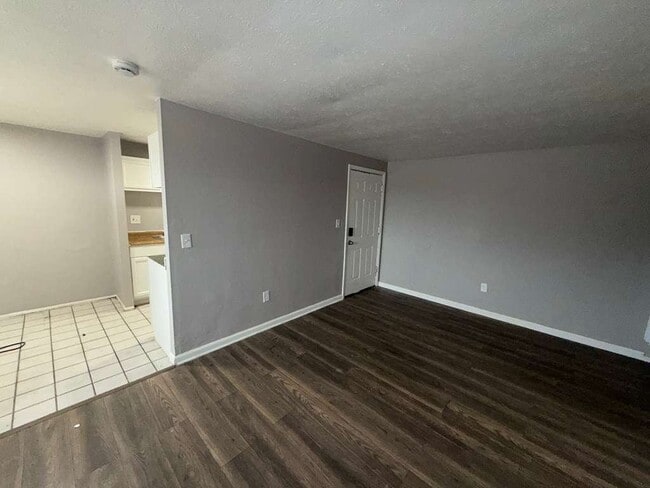 Photo - 13540 Superior Rd Apartment