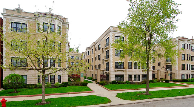 Building Photo - 415-425 S. Taylor Ave.