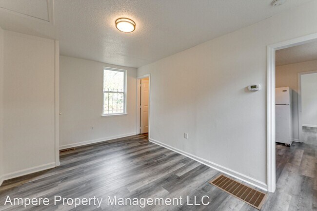 Foto del edificio - 2 br, 1 bath House - 4554 Virginia Ave