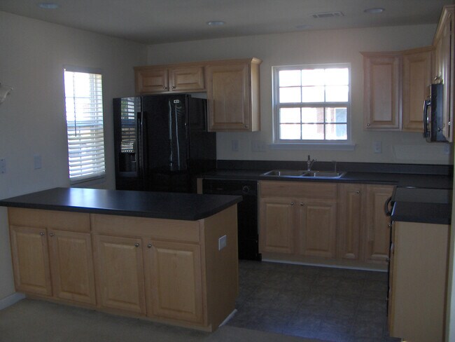 Building Photo - Exclusively Offered by Muse Realty, LLC