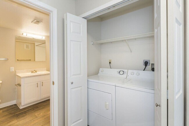 Foto del interior - Constitution Square Apartments