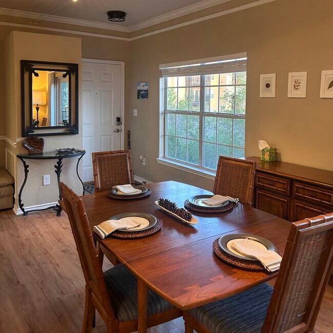 Foto del edificio - 4310 Bayside Village Dr