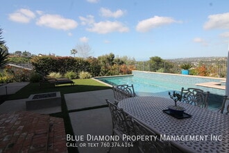 Building Photo - 3008 Azahar St