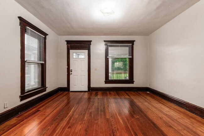 Foto del edificio - 25 E Blake Ave