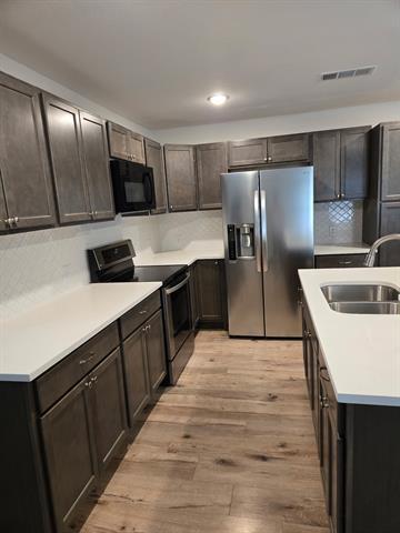 Foto del edificio - 1632 E Arlington Ave