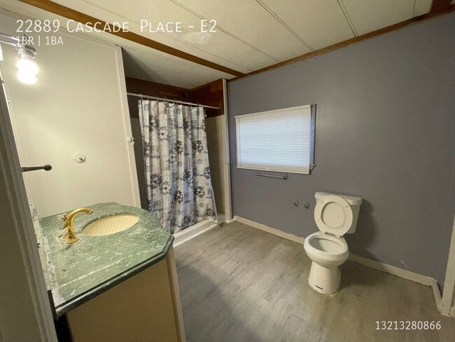 Foto del edificio - Spacious Studio in a Mobile Home located W...