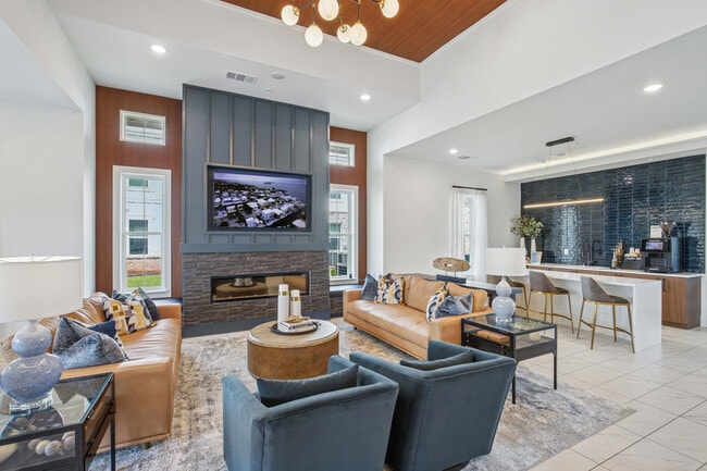 Building Photo - Oak Grove Vista