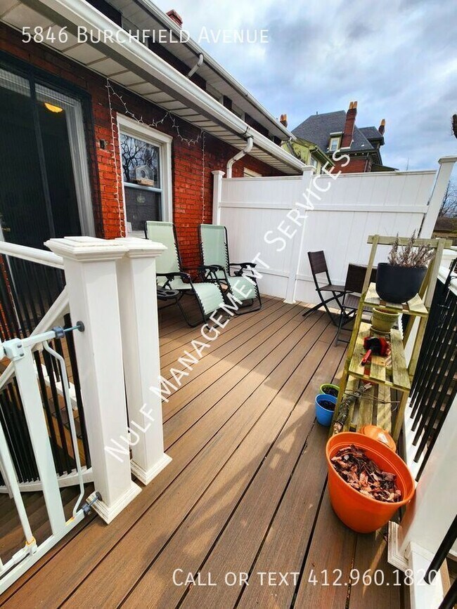 Foto del edificio - 5846 Burchfield Ave