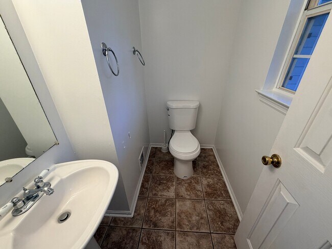 Foto del edificio - 7219 Mt Forest Terrace