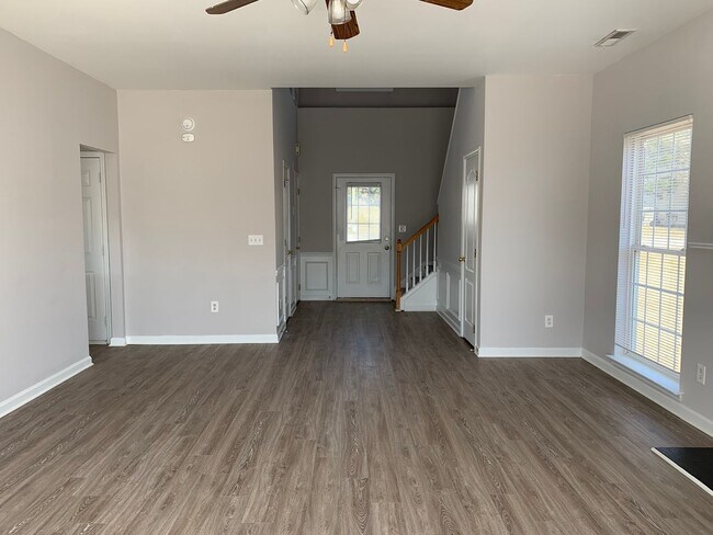 Building Photo - 5520 Wedgegate Dr
