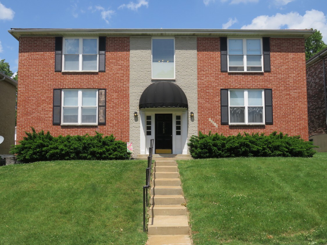Primary Photo - 10069 Puttington Dr