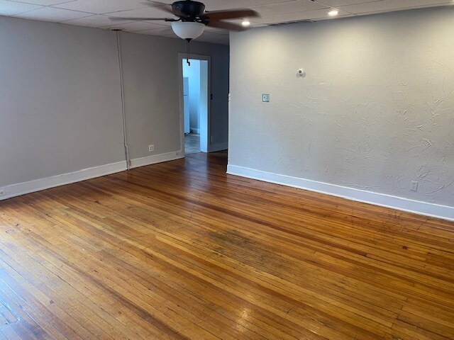 Dining - 151 W Main St