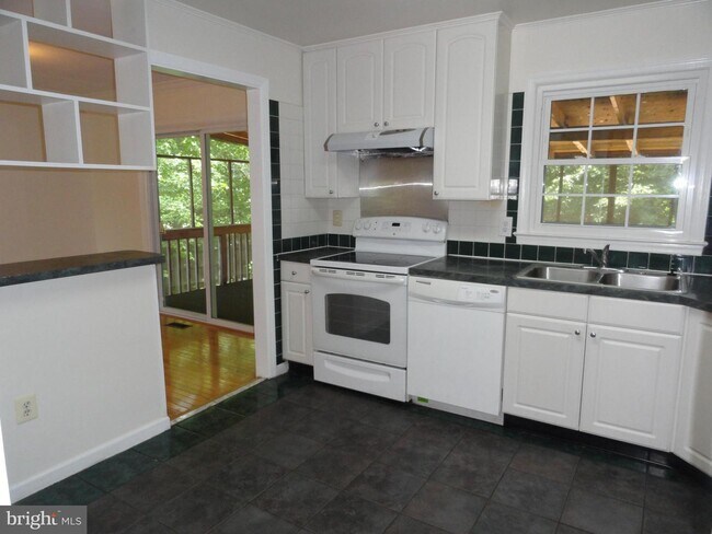 Building Photo - 7203 Bona Vista Ct