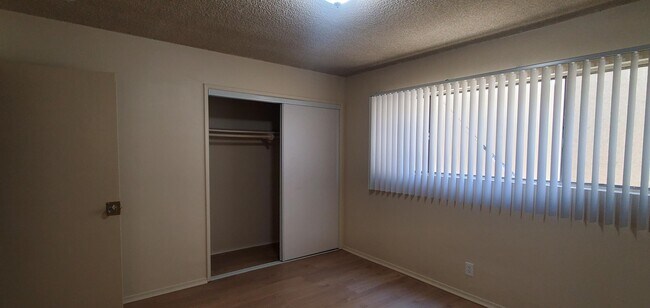 Foto del edificio - 2403 Seneca St