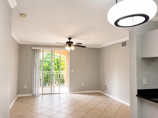 Foto del edificio - 6521 Emerald Dunes Dr