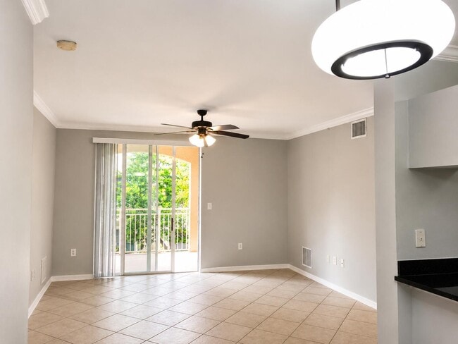 Building Photo - 6521 Emerald Dunes Dr