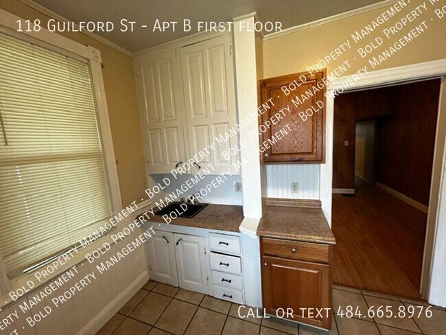 Building Photo - 118 Guilford St