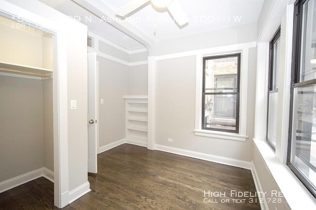 Building Photo - 5001-5009 N Ashland Ave