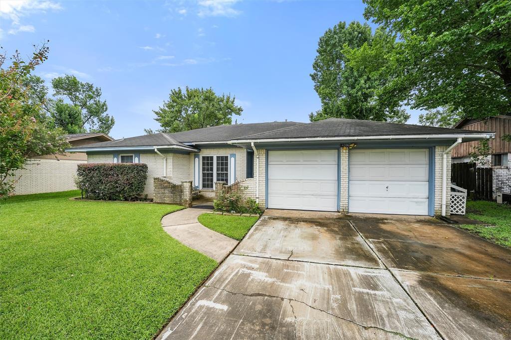 Foto principal - 14206 Duncannon Dr