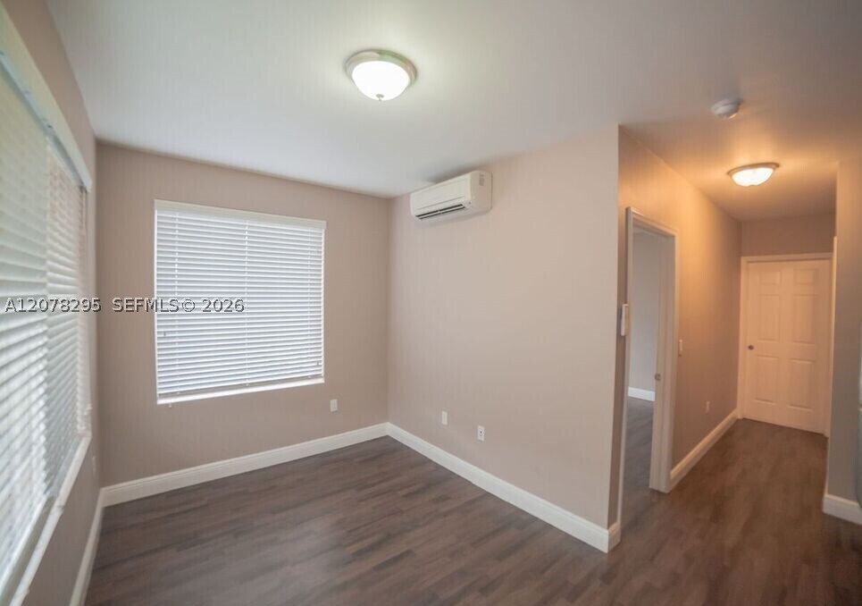Foto del edificio - 1752 NW 1st St